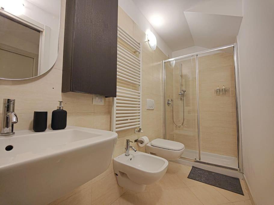 Navigli 10 Min Loft Moderno Con Area Esterna Leilighet Milano Eksteriør bilde