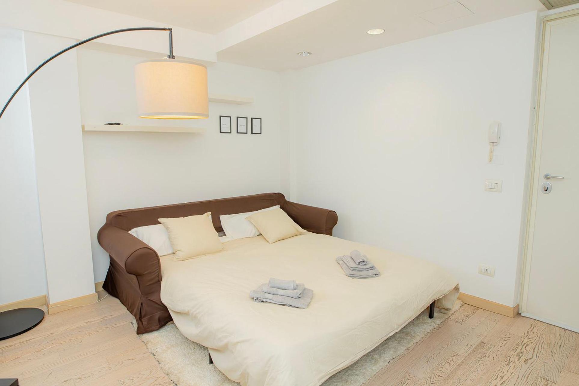 Navigli 10 Min Loft Moderno Con Area Esterna Leilighet Milano Eksteriør bilde